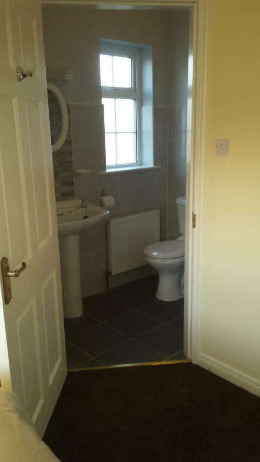 Cloonboo Lodge With Tours Sleeps 12 Galway Exterior photo