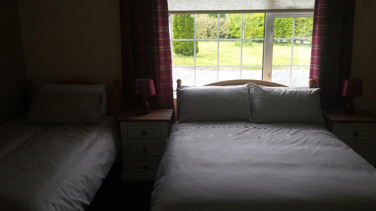 Cloonboo Lodge With Tours Sleeps 12 Galway Exterior photo